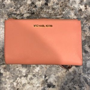 Micheal Kors Wristlet